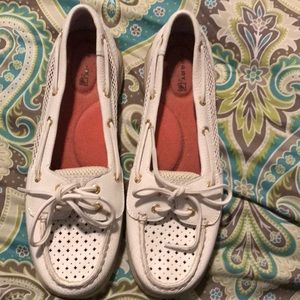 White Sperry’s